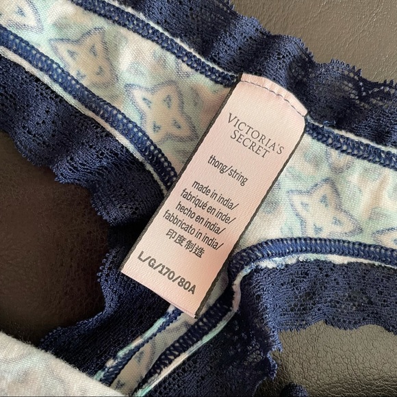 NWOT Victoria’s Secret Thong - Picture 2 of 4